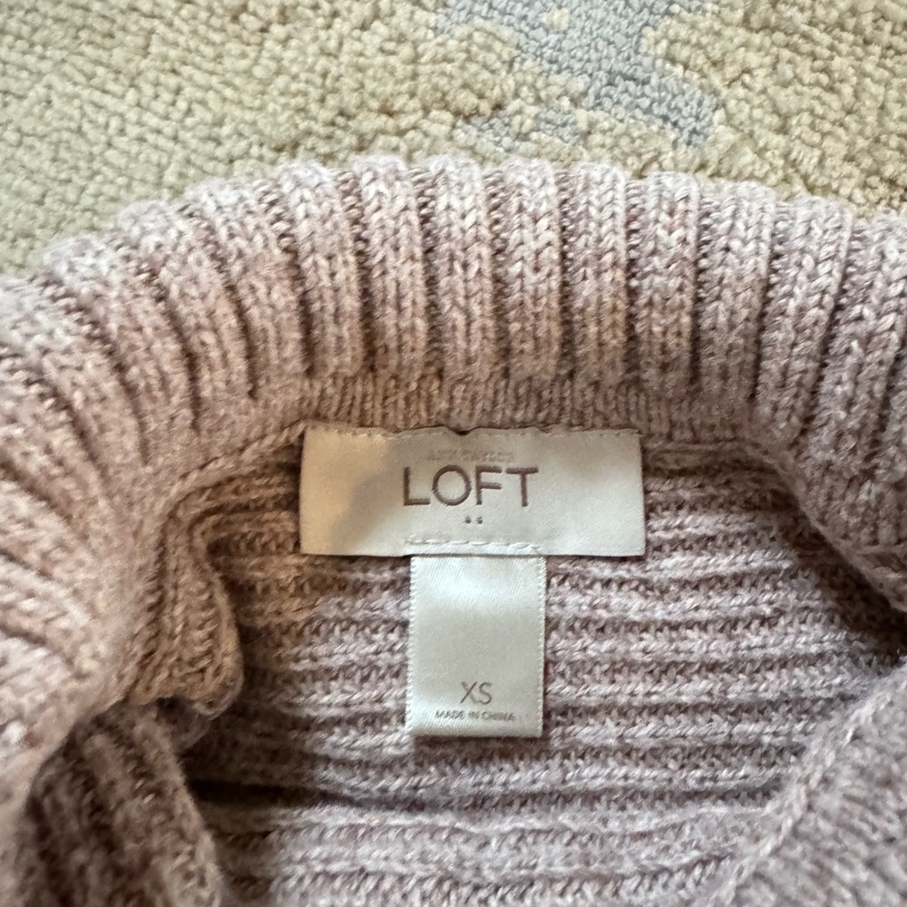 LOFT Women's Beige Turtleneck Sweater